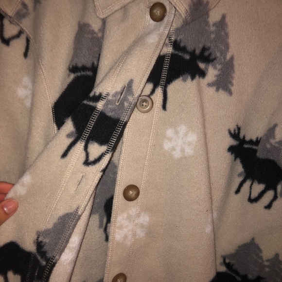 Canada Sweater - Picture 3 of 3